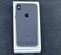 iPhone XS